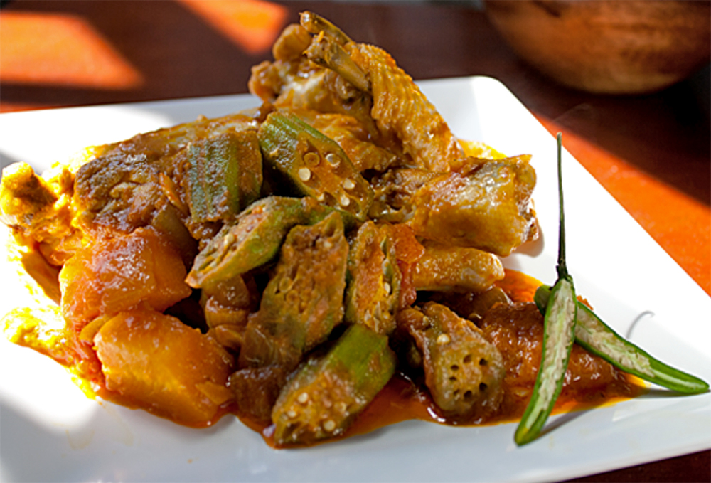 Muamba de Galinha, Angola